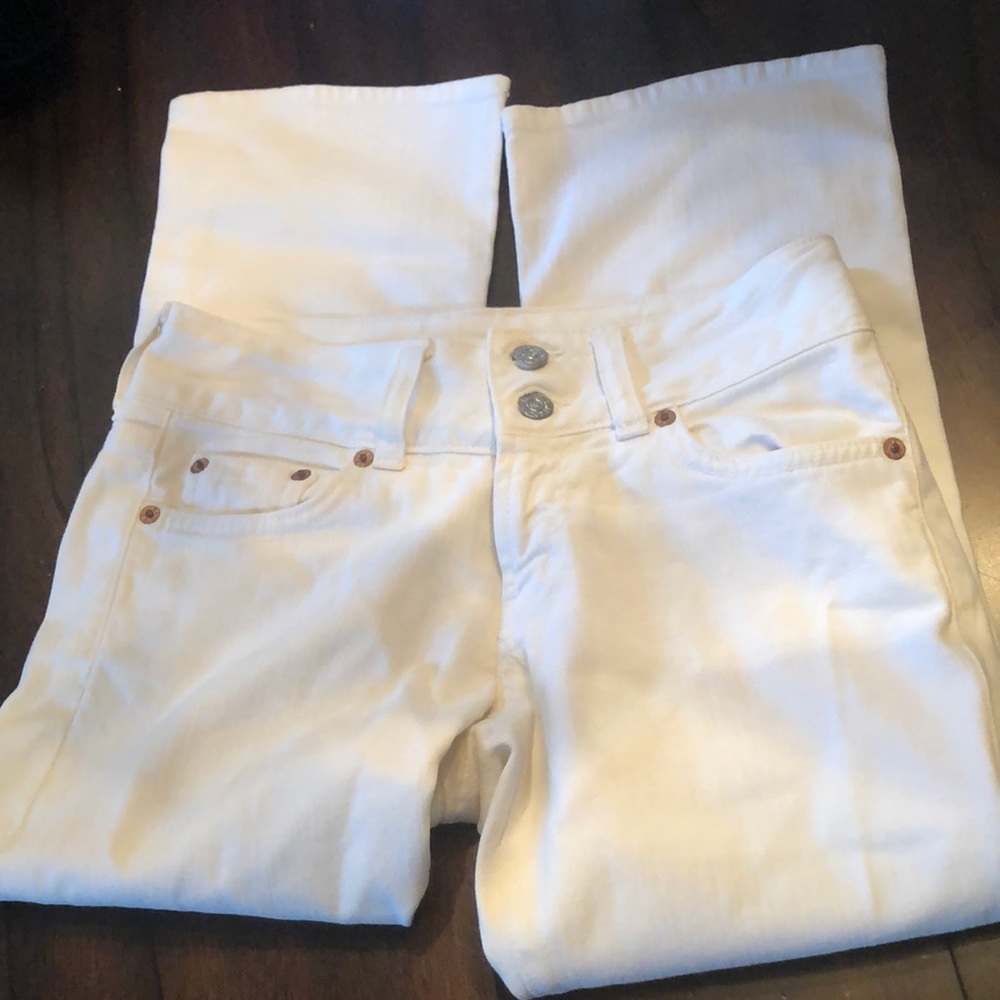 The red engine double button classic 5-pocket cropped wide band belt loop jeans